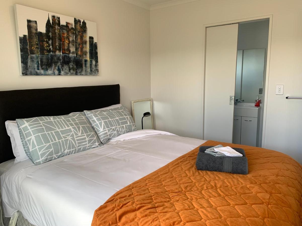 A Beauty On Bligh St Te Anau Villa Exteriör bild